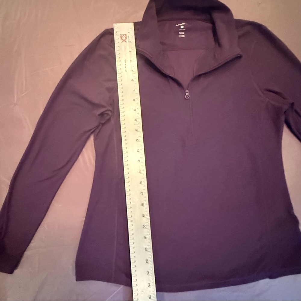 Layer 8 Purple Activewear Quarter-Zip Lightweight Top w/Ruched Sleeves Large - Picture 8 of 9
